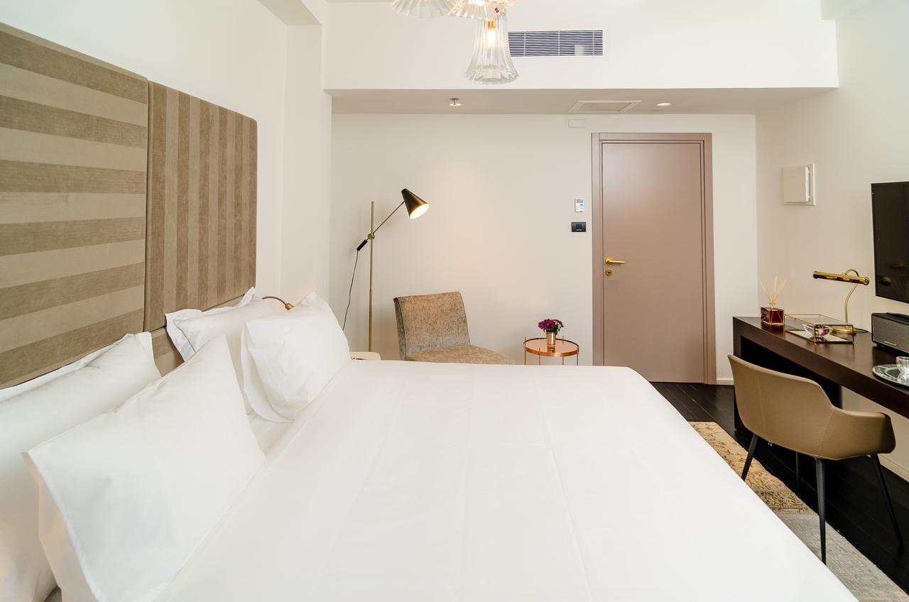 Lear Sense Hotel Gedera Esterno foto